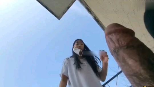 欧美国产日韩一区二区-男人强行扒开女人内裤爽